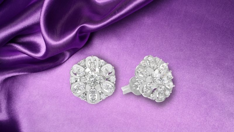 Mẫu bông tai đính đá tinh tế, thiết kế đơn giản